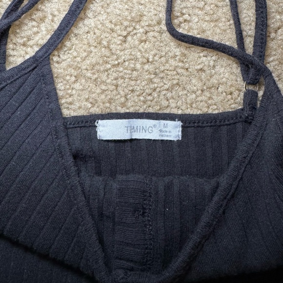 Black Ribbed Button-Up Tank Top - Picture 2 of 3